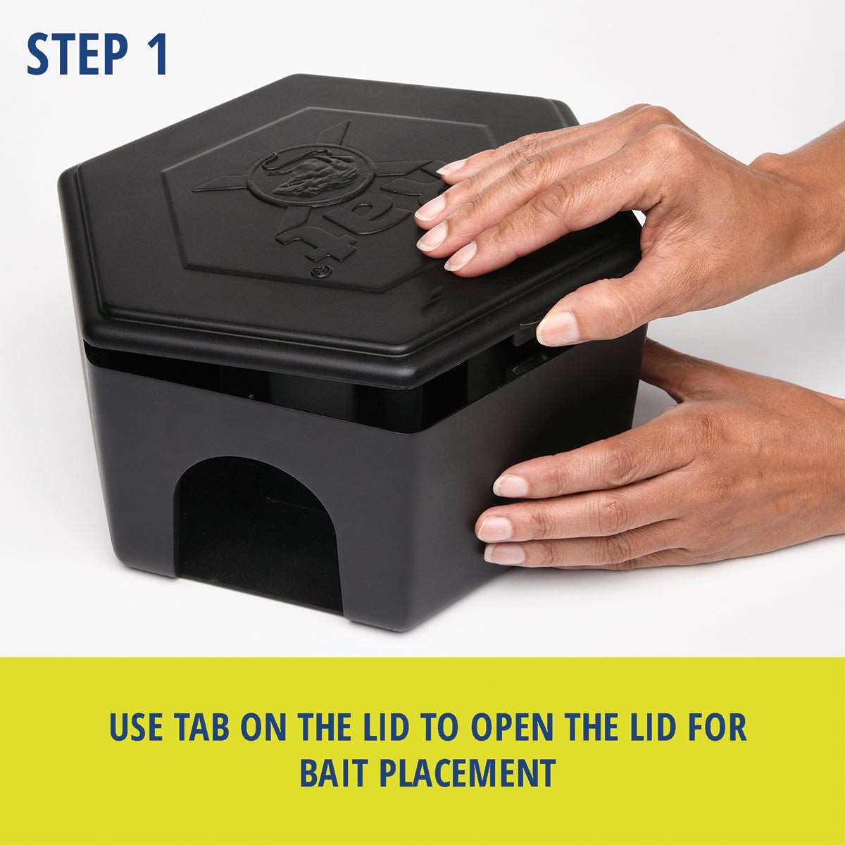 RatX® Small Bait Box. Step 1: Use tab on the lid to open the lid for bait placement